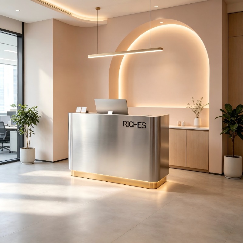 Italienischer Edelstahl-Empfan – Office Furniture Company Bewertung und Preis