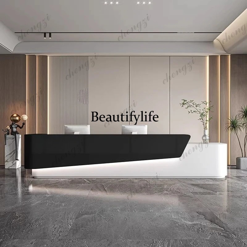 PPP Moderne Empfangstheken für – Office Furniture Company Bewertung und Preis